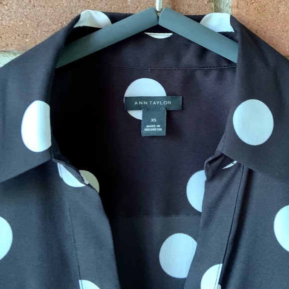 Ann Taylor Blouse - Picture 3 of 4